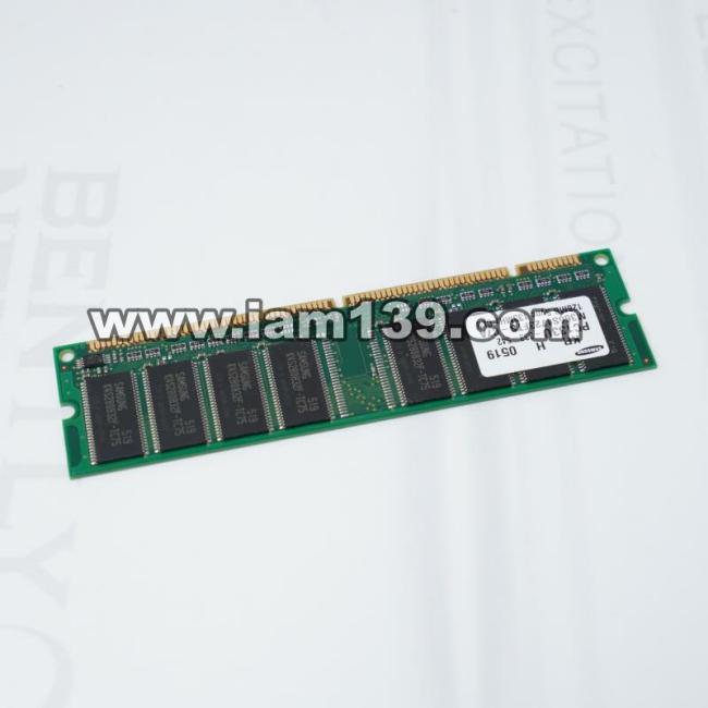 
三星PC133U-333-542内存板